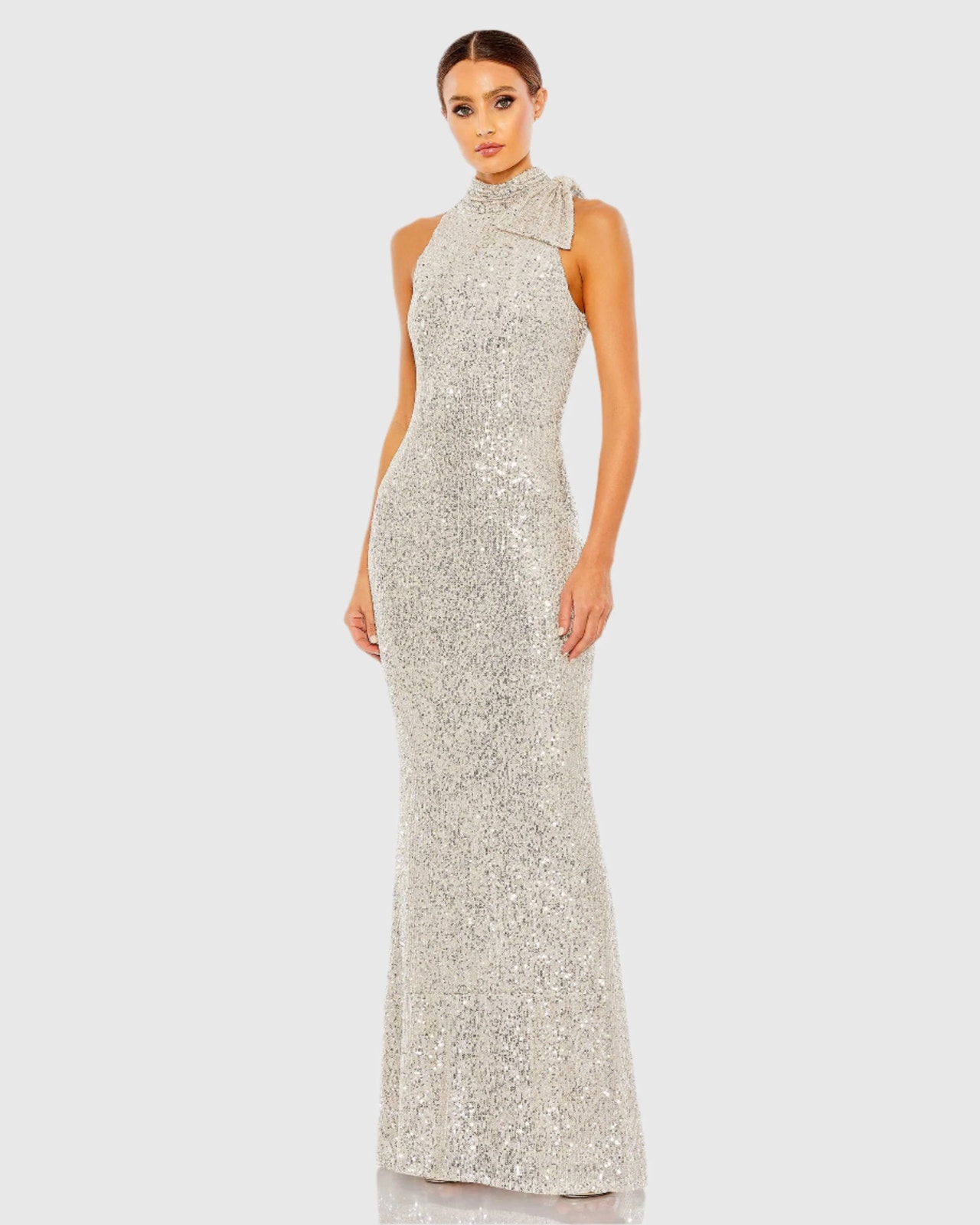 New Nwt Mac Duggal Sequined Soft Tie Halter Neck Column Gown Nude Silver Size 2